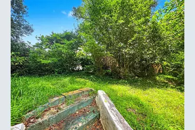 2559 Dale Creek Drive NW, Atlanta, GA 30318 - Photo 33