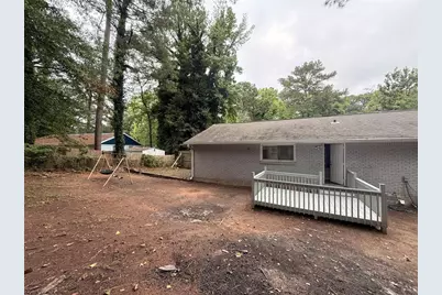 657 Robert E Lee Parkway, Jonesboro, GA 30238 - Photo 27