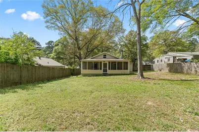 2085 Harold Avenue SE, Smyrna, GA 30080 - Photo 3