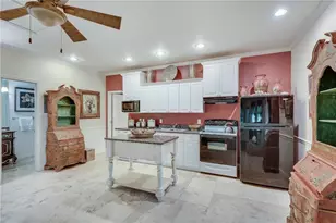 2341 Habersham Dr SW, Marietta, GA 30064 - Photo 89