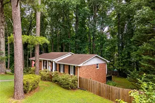 589 Dogwood Dr, Lawrenceville, GA 30046 - Photo 35