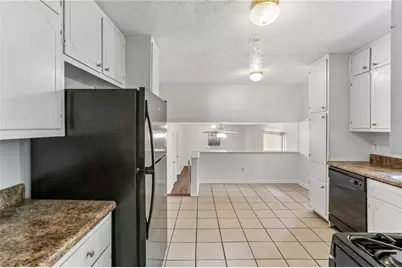 4145 Emerald North Drive, Decatur, GA 30035 - Photo 7