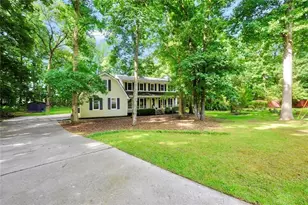 135 Pamela Ct, Fayetteville, GA 30214 - Photo 3