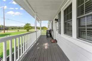 623 Webb Gin House Rd, Lawrenceville, GA 30045 - Photo 7