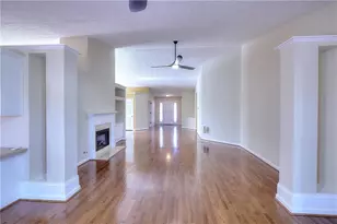 1705 Prospect Creek Dr, Lawrenceville, GA 30043 - Photo 5