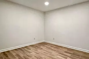 1685 Dunwoody Pl NE, Atlanta, GA 30324 - Photo 5