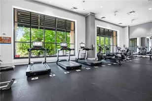 3040 Peachtree Rd NW, Atlanta, GA 30305 - Photo 29