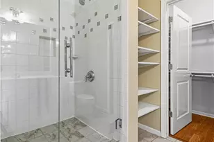 3040 Peachtree Rd NW, Atlanta, GA 30305 - Photo 17