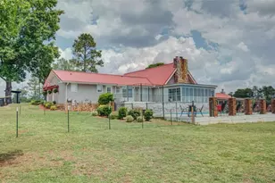 335 Old Farm Rd, Fayetteville, GA 30215 - Photo 3