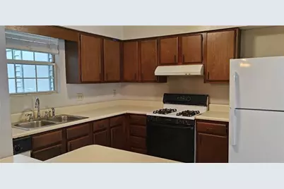 3069 Revere Court, Atlanta, GA 30340 - Photo 3