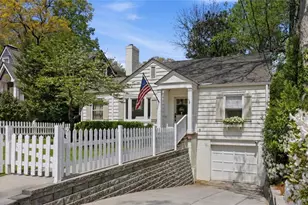 240 Eureka Dr NE, Atlanta, GA 30305 - Photo 3