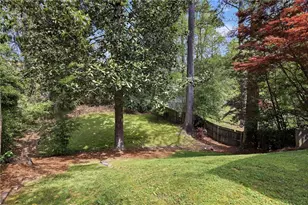 240 Eureka Dr NE, Atlanta, GA 30305 - Photo 33