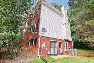 4964 Oak Leaf Terrace, Stone Mountain, GA 30087 - Photo 3