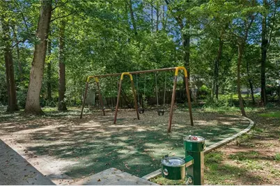 2069 Edinburgh Terrace NE, Atlanta, GA 30307 - Photo 57