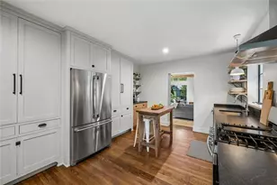 2069 Edinburgh Terrace NE, Atlanta, GA 30307 - Photo 13