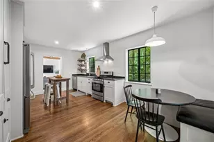 2069 Edinburgh Terrace NE, Atlanta, GA 30307 - Photo 11