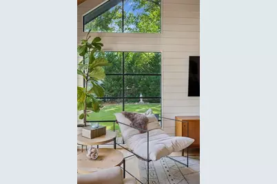2069 Edinburgh Terrace NE, Atlanta, GA 30307 - Photo 21