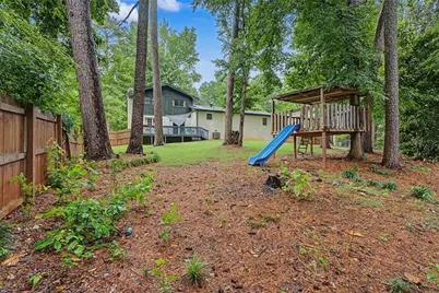 2204 Pine Point Drive, Lawrenceville, GA 30043 - Photo 31