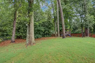2204 Pine Point Dr, Lawrenceville, GA 30043 - Photo 29