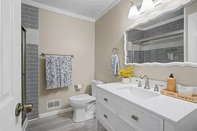 2204 Pine Point Drive, Lawrenceville, GA 30043 - Photo 23