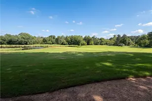 27 Chaumont Square NW, Atlanta, GA 30327 - Photo 21