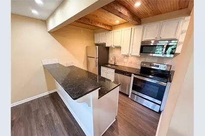 27 Chaumont Square NW, Atlanta, GA 30327 - Photo 7