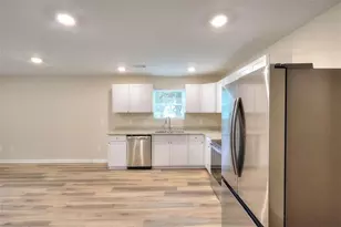 301 Carwood Dr, Monroe, GA 30655 - Photo 19