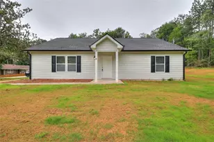 301 Carwood Dr, Monroe, GA 30655 - Photo 1