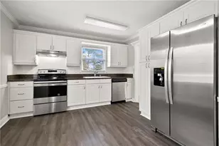 2037 Englewood Way, Snellville, GA 30078 - Photo 5