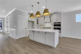 7048 Manchester Dr, Flowery Branch, GA 30542 - Photo 15
