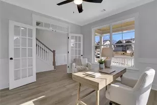 7048 Manchester Dr, Flowery Branch, GA 30542 - Photo 5