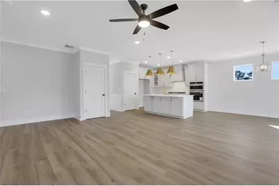 7048 Manchester Drive, Flowery Branch, GA 30542 - Photo 13