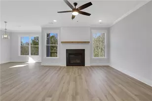 7048 Manchester Dr, Flowery Branch, GA 30542 - Photo 11