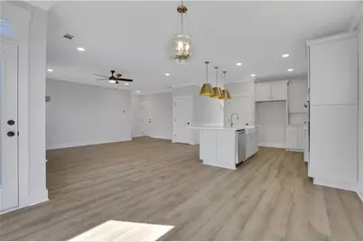 7048 Manchester Drive, Flowery Branch, GA 30542 - Photo 19
