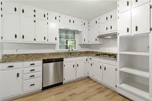 420 Creekview Ct, Marietta, GA 30064 - Photo 15