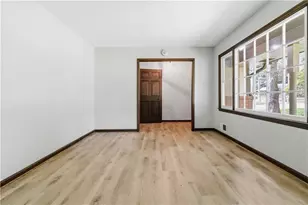 420 Creekview Ct, Marietta, GA 30064 - Photo 7