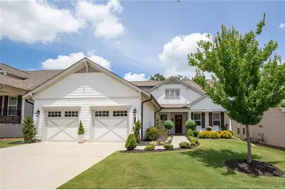 319 Erie Point, Hoschton, GA 30548 - Photo 1