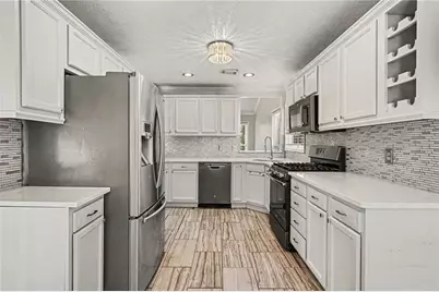 1391 Buckingham Court, Hampton, GA 30228 - Photo 9