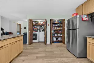 301 Martingale Dr, Peachtree City, GA 30269 - Photo 9