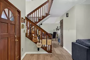 301 Martingale Dr, Peachtree City, GA 30269 - Photo 17