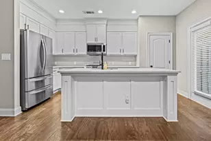 3209 Hallmark Ln, Buford, GA 30519 - Photo 9
