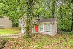 4645 Hairston Crossing Pl, Stone Mountain, GA 30083 - Photo 3