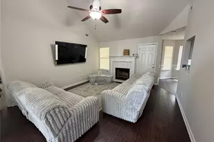 208 Coldsprings Ct, McDonough, GA 30253 - Photo 3