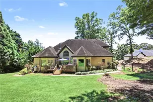 537 Old Collins Rd, Hoschton, GA 30548 - Photo 35