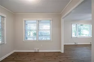 4696 Rockbridge Rd, Stone Mountain, GA 30083 - Photo 11