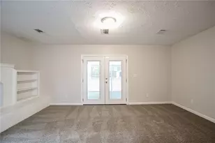 4696 Rockbridge Rd, Stone Mountain, GA 30083 - Photo 13