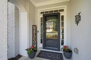 211 Highlands Dr, Woodstock, GA 30188 - Photo 3