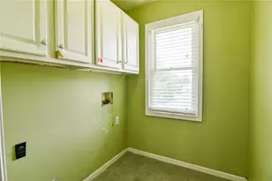 1875 Clear Springs Ln, Lawrenceville, GA 30043 - Photo 9