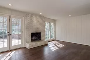 4601 Club Cir NE, Atlanta, GA 30319 - Photo 23