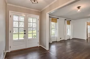 4601 Club Cir NE, Atlanta, GA 30319 - Photo 3